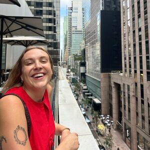 Meet your Posher, Liz